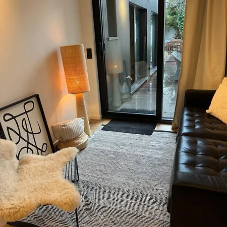 Apartmán Luxury With Cosy Garden! *