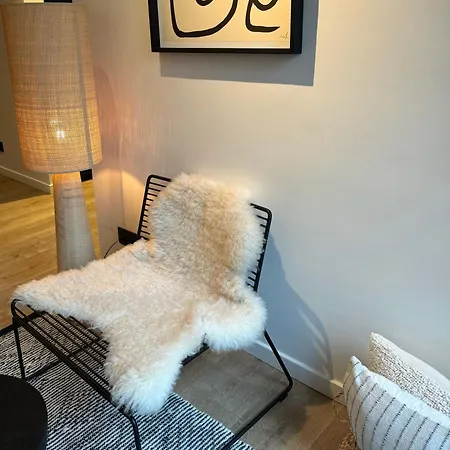 Apartmán Luxury With Cosy Garden!