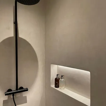 Apartmán Luxury With Cosy Garden!