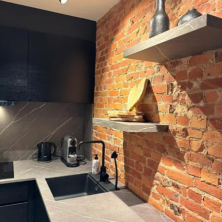 Apartmán Luxury With Cosy Garden!