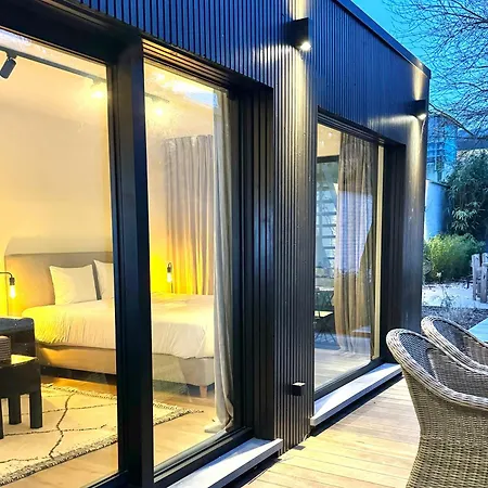 Apartmán Luxury With Cosy Garden! *